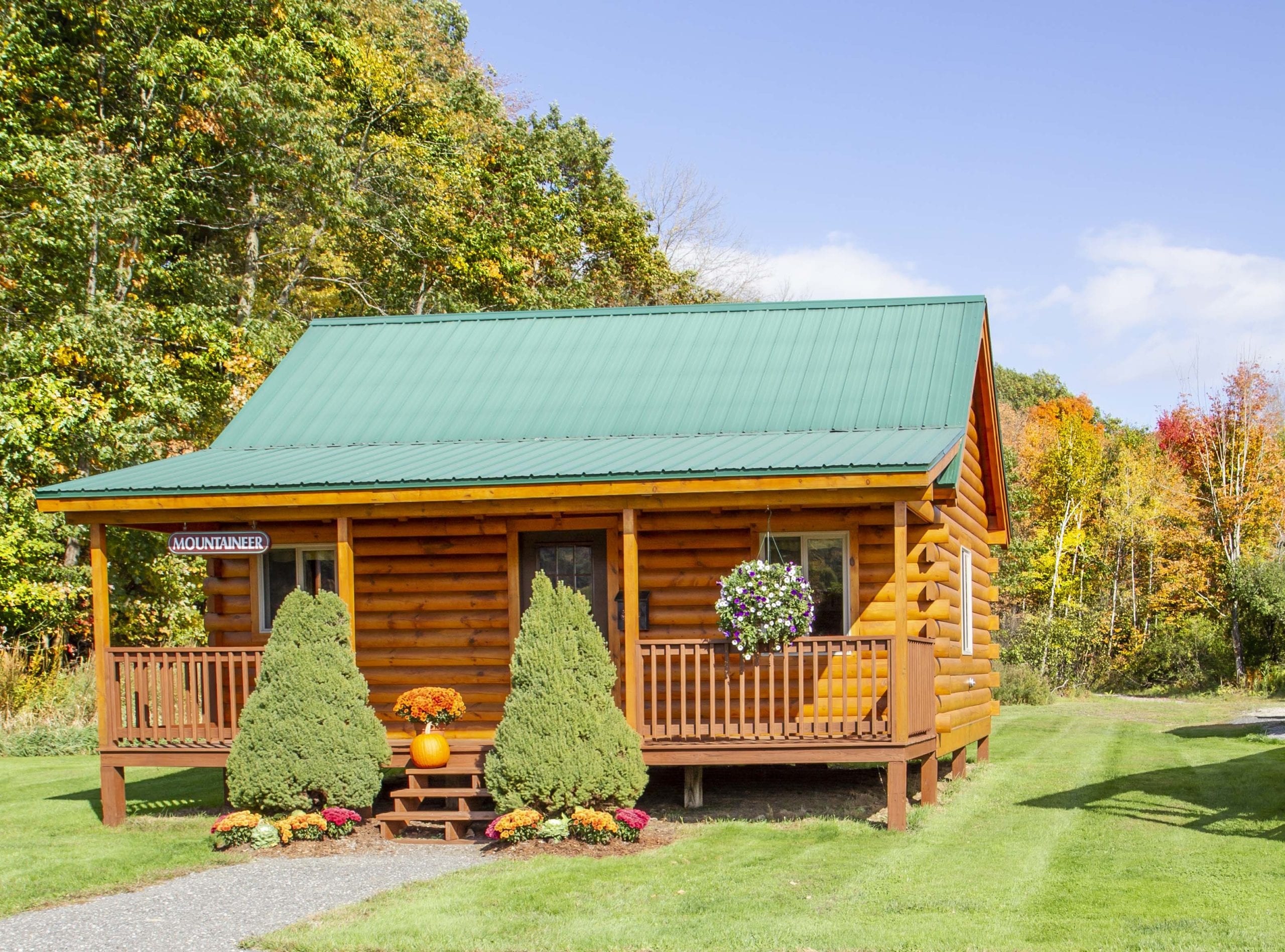 Cabin Mountaineer Mountaineer sm1 scaled - Coventry Log Homes